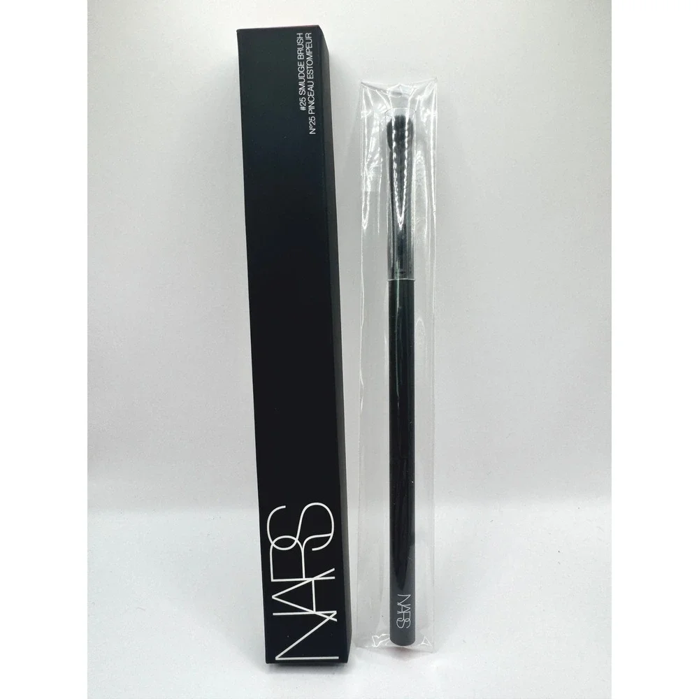NARS 25 Smudge Brush Eye NEW